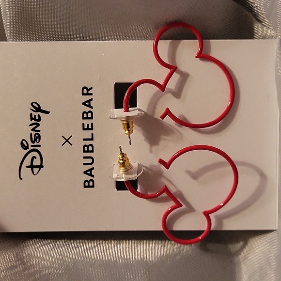 Disney Mickey Mouse red new on - Picture 1 of 3